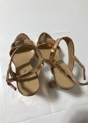 Altın Renkli Platform Topuklu Kadın Abiye Ayakkabı - Görsel 4