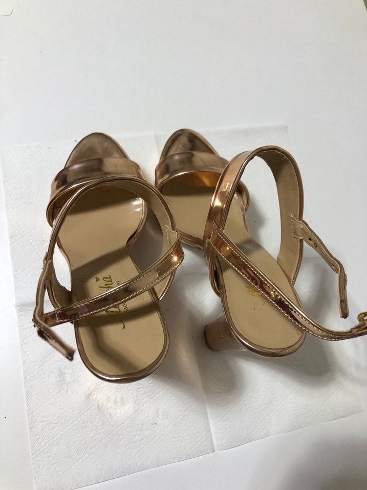 Altın Renkli Platform Topuklu Kadın Abiye Ayakkabı - Görsel 4