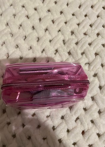 Kiko makyaj çantası - Görsel 3