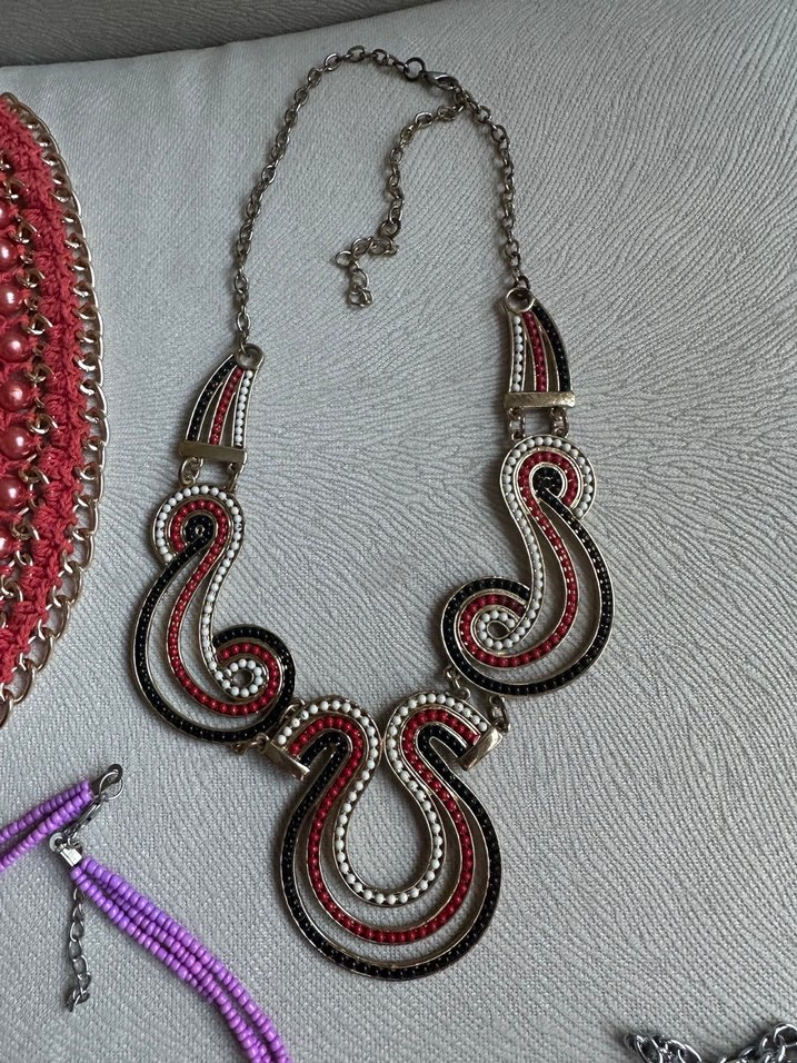 Hepsi 250 lira Boncuklu Bohem Kadın Kolyesi - Görsel 4