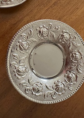 Alman gümüşü eskilerden kalma çay tabağı kabartma desenli - Görsel 2