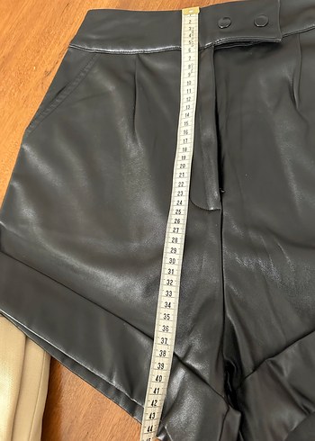 Deri şort sıfır - Görsel 3