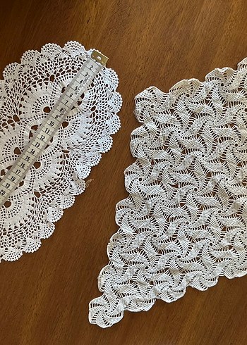 İnce iple tıg lanmış dantel ikisi 300 lira sıfır - Görsel 3