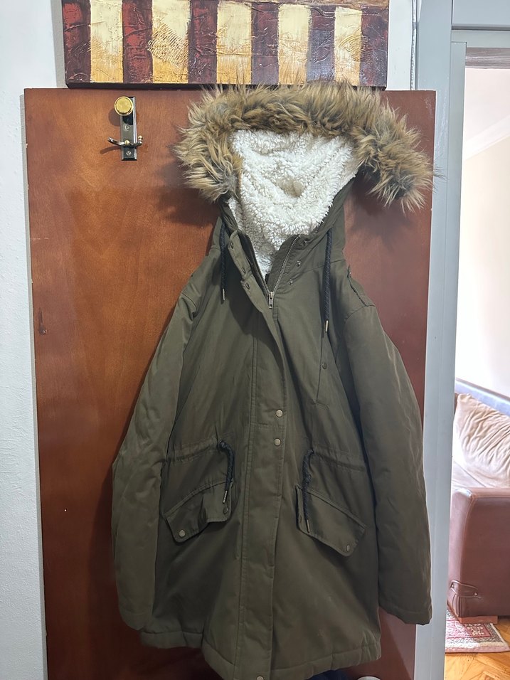 Mavi marka kapşonlu Kürk Detaylı Kadın Kışlık Mont - Görsel 4