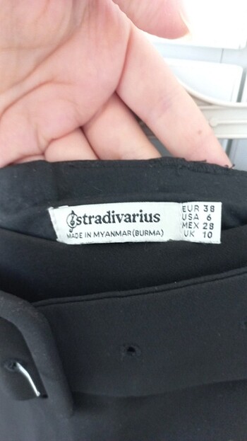 38 Beden siyah Renk Stradivarius Siyah Şort Etek