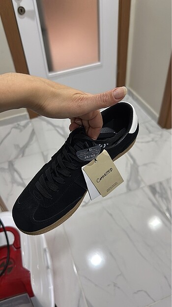 Mango spor ayakkabı