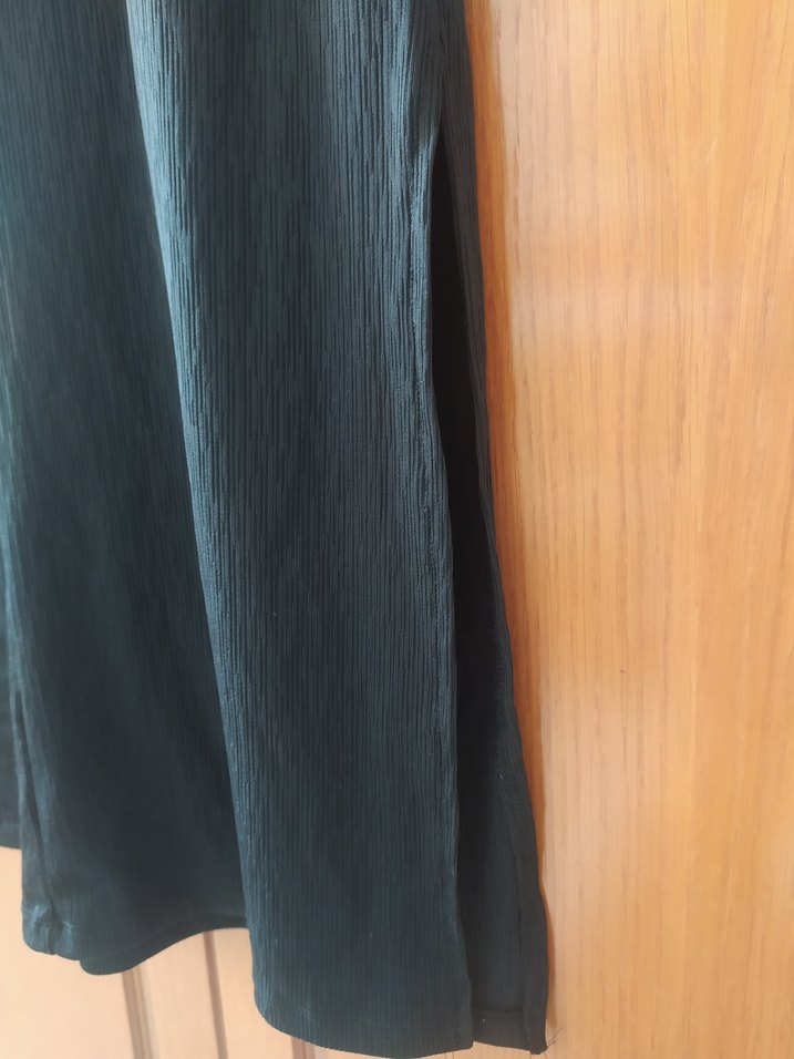 Mudo 38 beden Kolsuz Siyah Elbise - Görsel 4