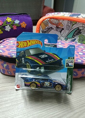 Hot Wheels Araba Porsche 935