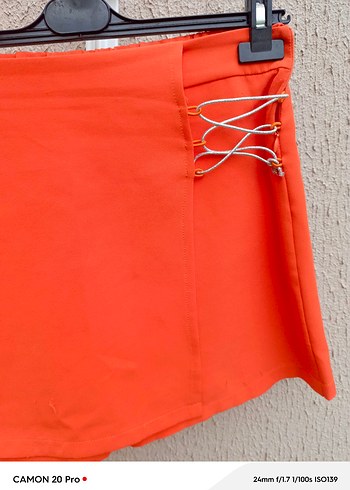 Turuncu Kemerli Mini Etek şort - Görsel 2