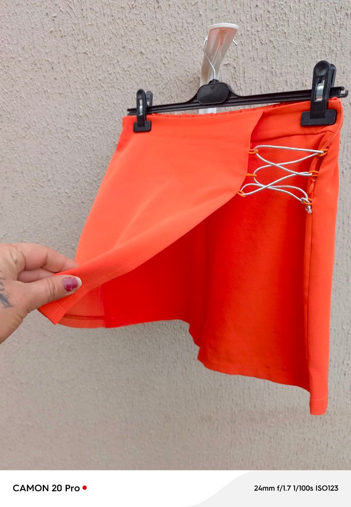 Turuncu Kemerli Mini Etek şort - Görsel 3