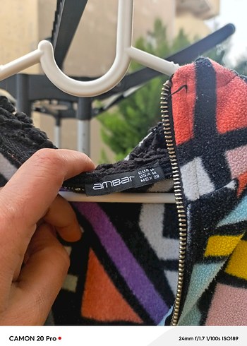 Kadın Renkli Baskılı Kapüşonlu Sweatshirt - Görsel 4