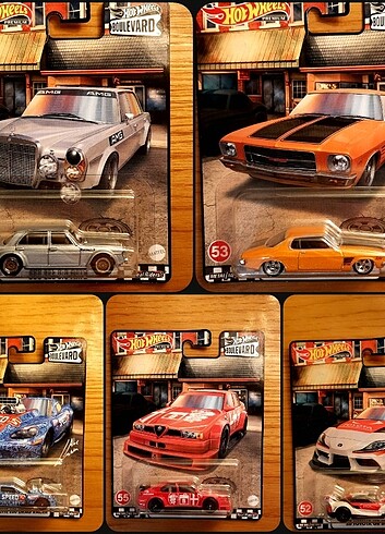 Hot Wheels Premium Car Culture Boulevard
