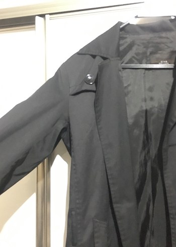 Düğmeli Siyah Midi Kadın Trençkot - Görsel 4