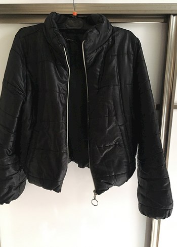 Kadın Siyah Fermuarlı Midi Mont - Görsel 4