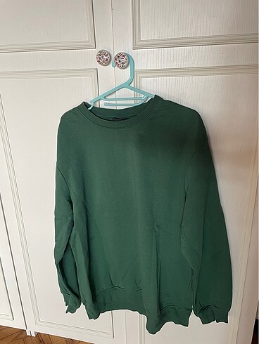 H&M sweat