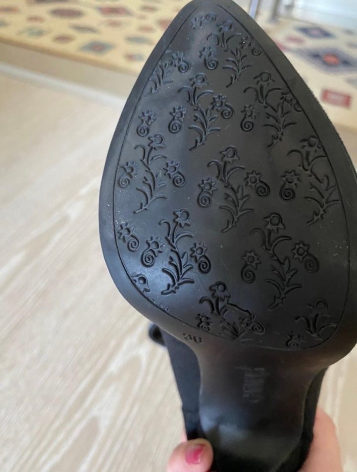 Siyah Süet Kemerli Kadın  Topuklu Ayakkabı - Görsel 4