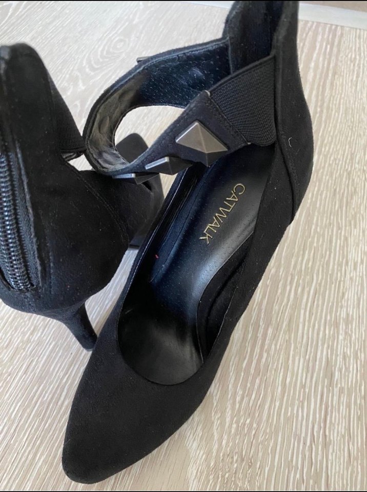 Siyah Süet Kemerli Kadın  Topuklu Ayakkabı - Görsel 2