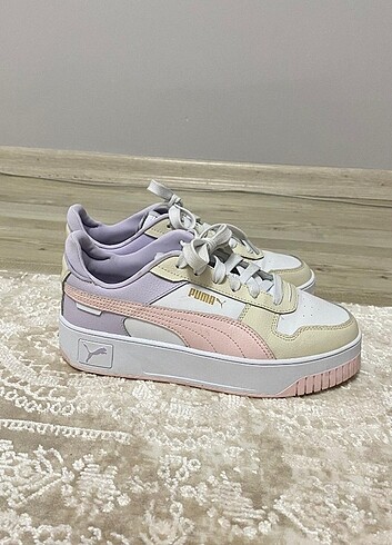 PUMA CARINA STREET 