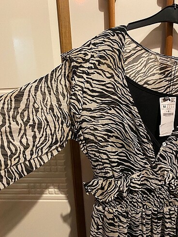 m Beden Zebra desenli elbise