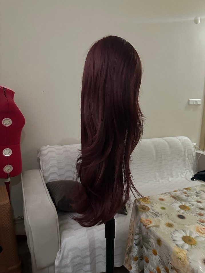 Bordo Sentetik Kumaş Uzun Kadın Peruk - Görsel 5