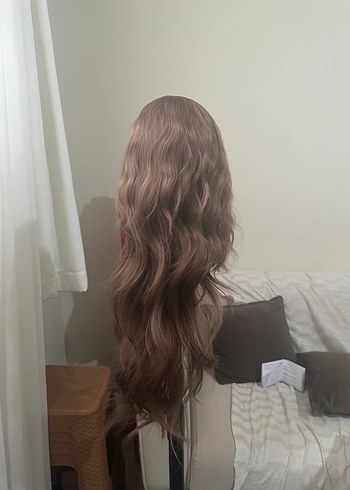 Bej Dalgalı Sentetik Peruk LC28 - Görsel 5