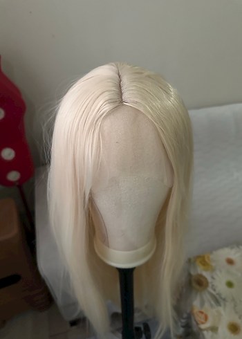 Bej İpeksi Kadın Peruk - Minimalist ve Şık - Görsel 8