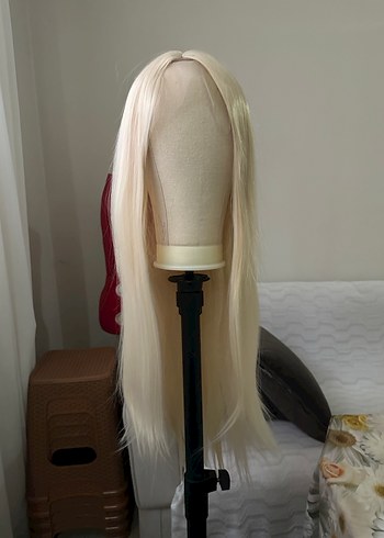 Bej İpeksi Kadın Peruk - Minimalist ve Şık - Görsel 2