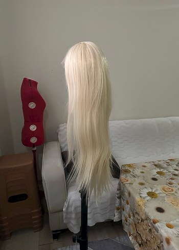 Bej İpeksi Kadın Peruk - Minimalist ve Şık - Görsel 5