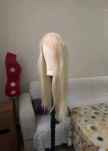 Bej İpeksi Kadın Peruk - Minimalist ve Şık - Görsel 4