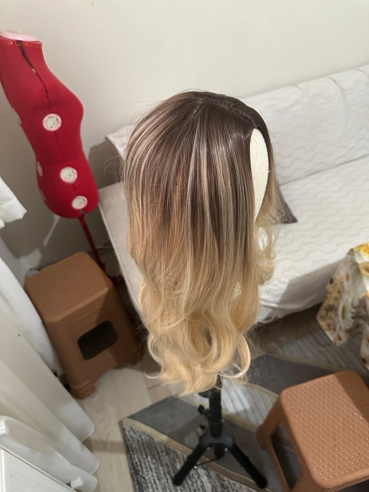 Bej Ombre Dalgalı Sentetik Peruk - Görsel 5