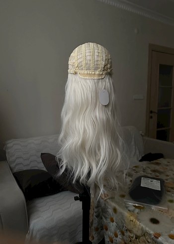 Şeffaf Beyaz Sentetik Uzun Dalgalı Peruk - Görsel 12