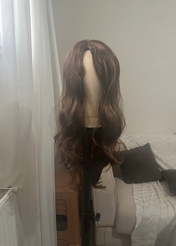 Kahverengi Dalgalı Sentetik Peruk - Görsel 2