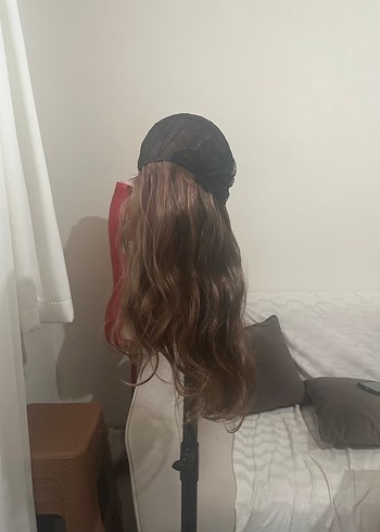 Kahverengi Dalgalı Sentetik Peruk - Görsel 13