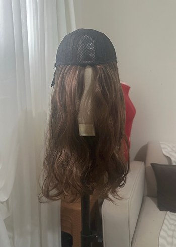 Kahverengi Dalgalı Sentetik Peruk - Görsel 12