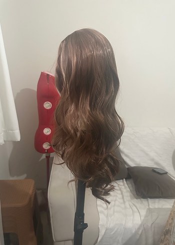 Kahverengi Dalgalı Sentetik Peruk - Görsel 4