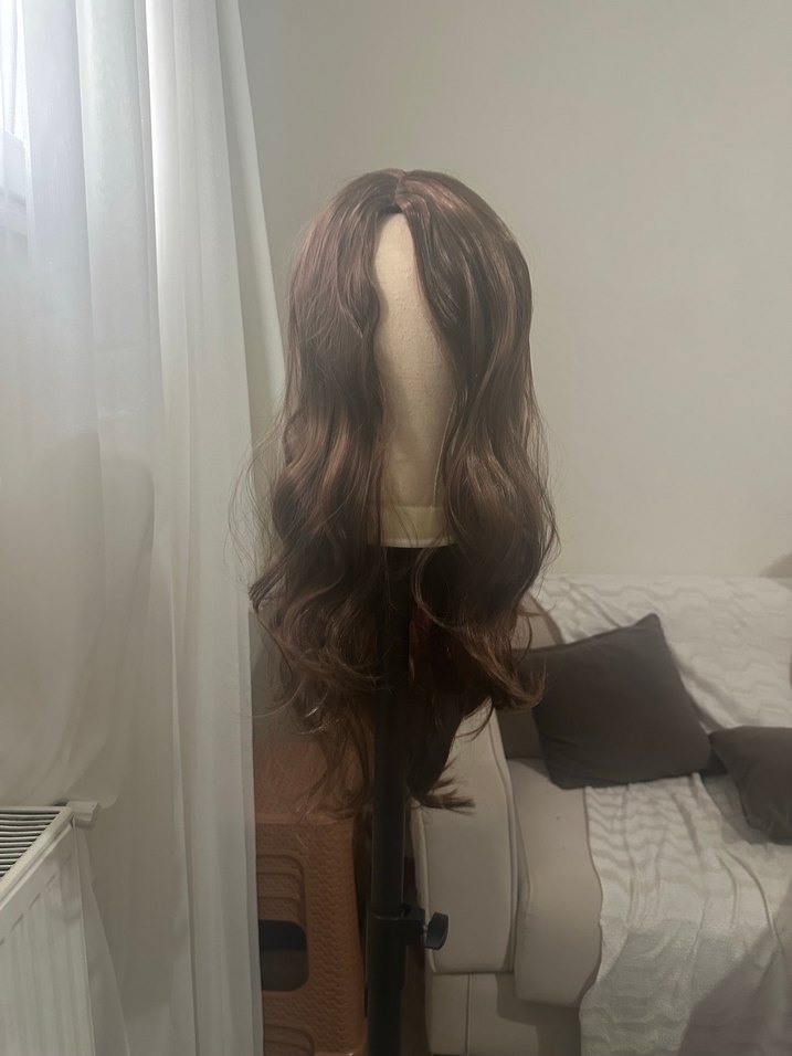 Kahverengi Dalgalı Sentetik Peruk - Görsel 2