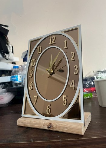 Aynalı Masa Saati