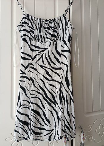 Bershka Zebra Desenli İnce Askili Yazlik Elbise