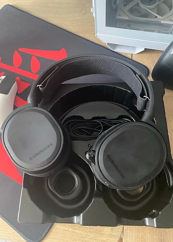 SteelSeries Arctis 5 Siyah Oyuncu Kulaklığı