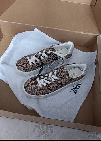 Zara Zara leopar spor ayakkabi