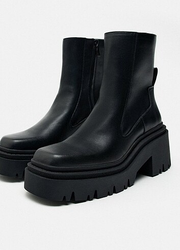 ZARA kare burun bot