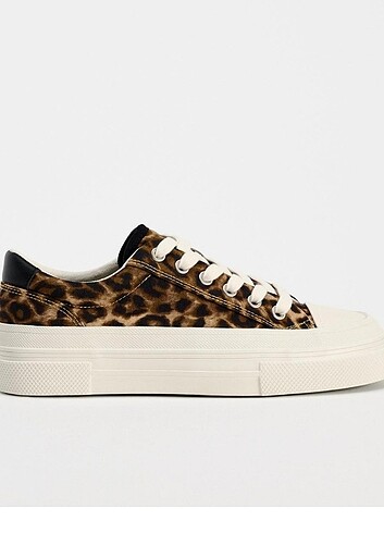 Zara leopar desenli spor ayakkabı 