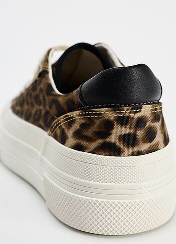 37 Beden kahverengi Renk Zara leopar desenli spor ayakkabı