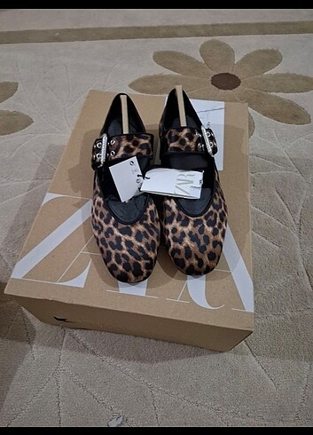 Zara Zara leopar desenli babet