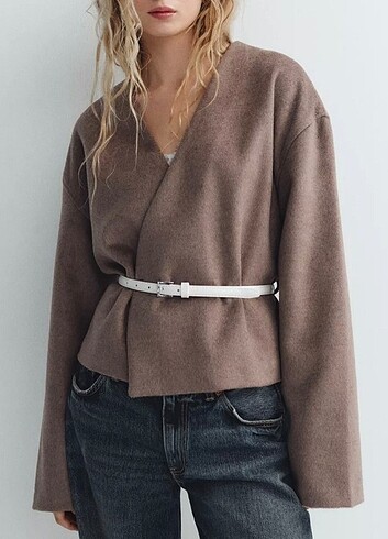 Zara beyaz kemerlı ceket