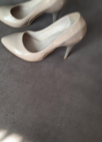 Vintage Love Stiletto