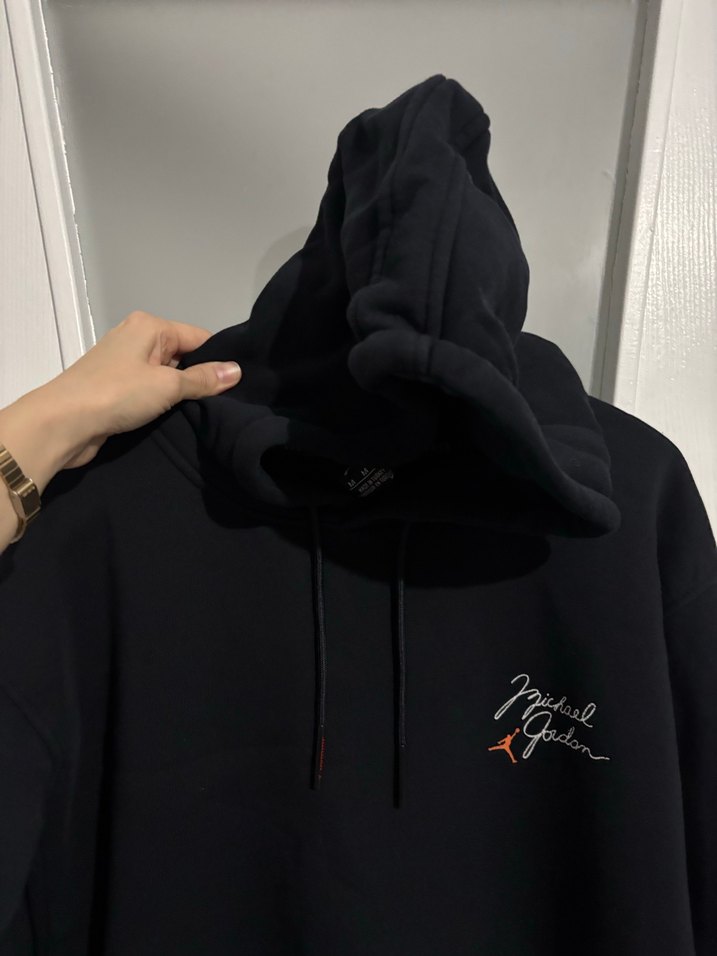 Siyah Kapüşonlu Rahat Kesim Sweatshirt - Görsel 4