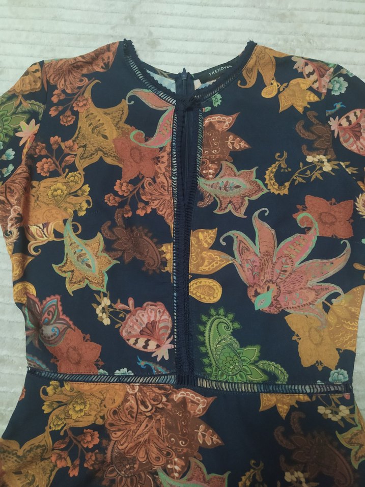 trendyol Volanlı Elbise - Görsel 5