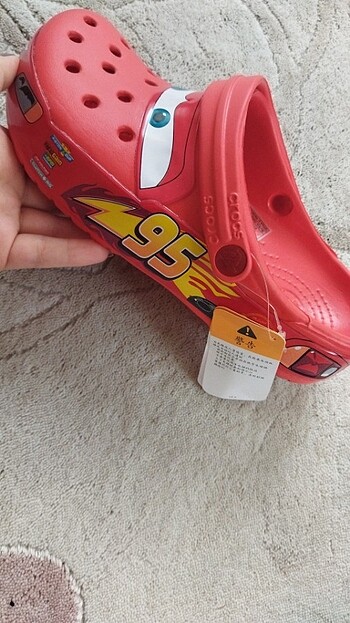 37 Beden kırmızı Renk ŞİMŞEK MCQUEEN CROCS 