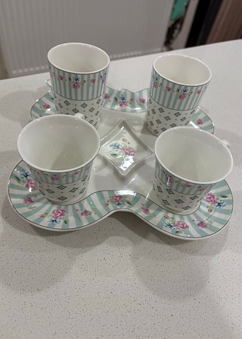 Pastel Çiçek Desenli Beyaz Porselen Fincan seti, - Görsel 4